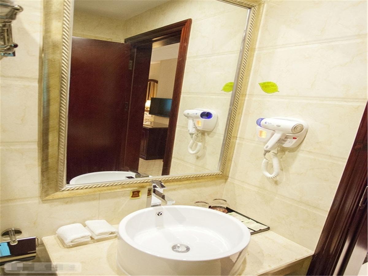 Vienna International Hotel Shanghai Baoshan Pangu Road Екстериор снимка