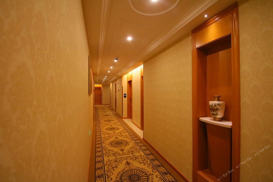 Vienna International Hotel Shanghai Baoshan Pangu Road Екстериор снимка